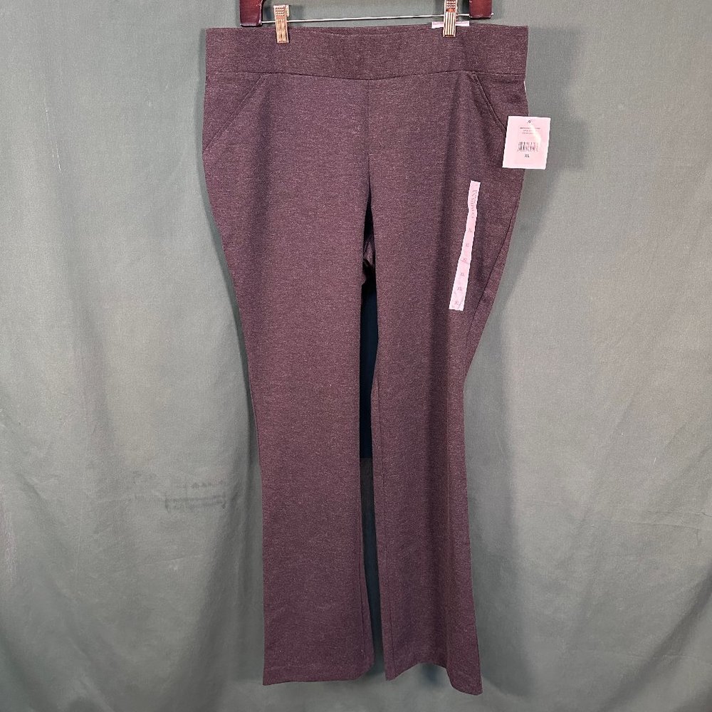 Bootleg Pointe Trouser - Gray